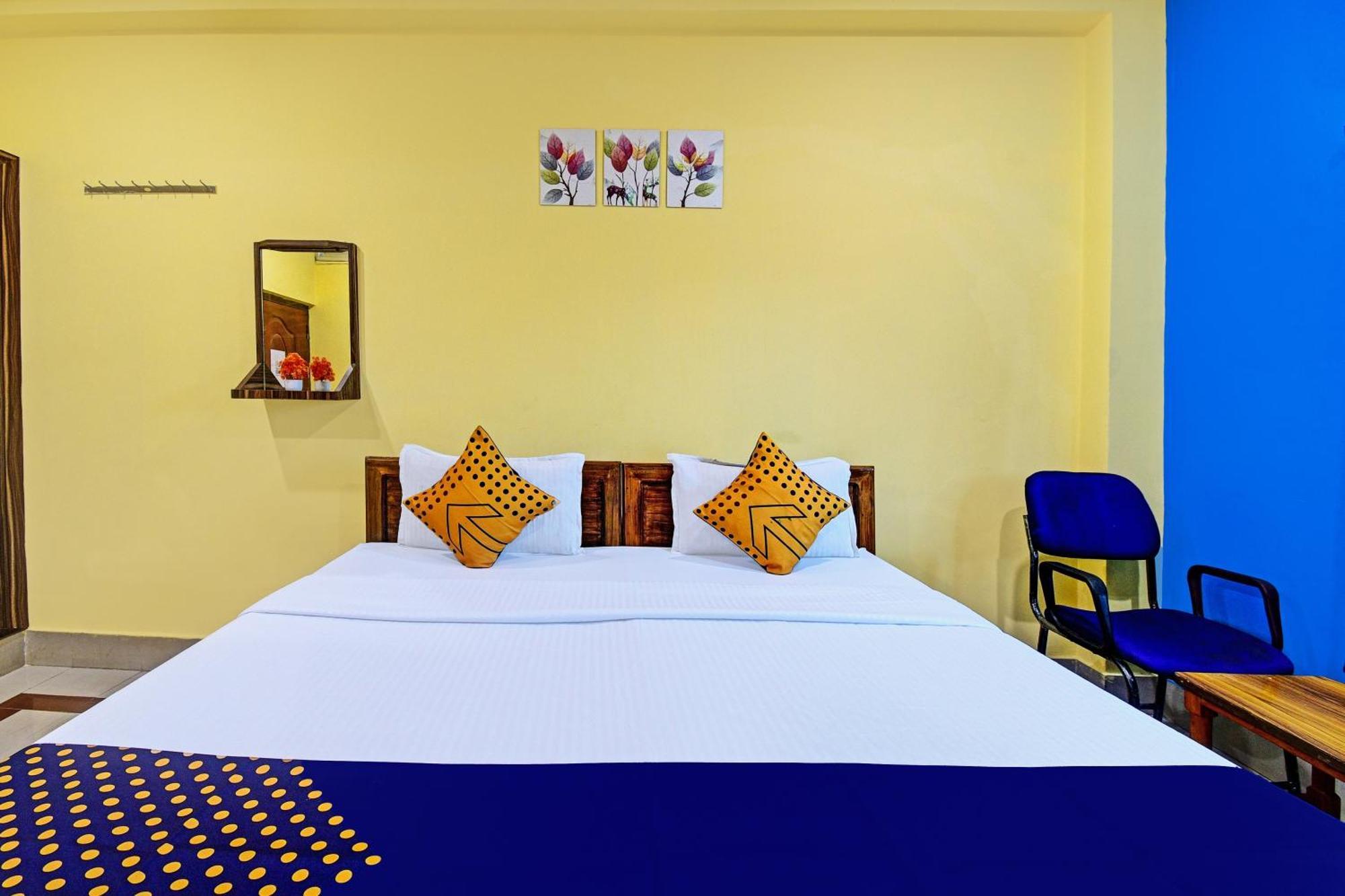 Oyo Flagship Pratikshya Guest House Baripada Bagian luar foto