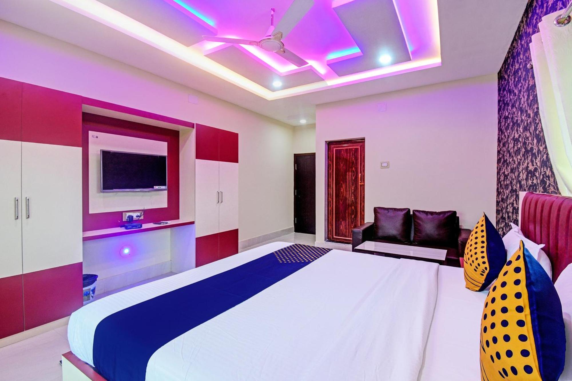 Oyo Flagship Pratikshya Guest House Baripada Bagian luar foto